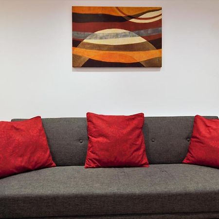 Stylish 2 Bedroom Apartment In The Heart Of Greenwich لندن المظهر الخارجي الصورة
