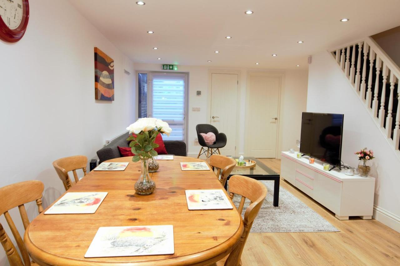 Stylish 2 Bedroom Apartment In The Heart Of Greenwich لندن المظهر الخارجي الصورة