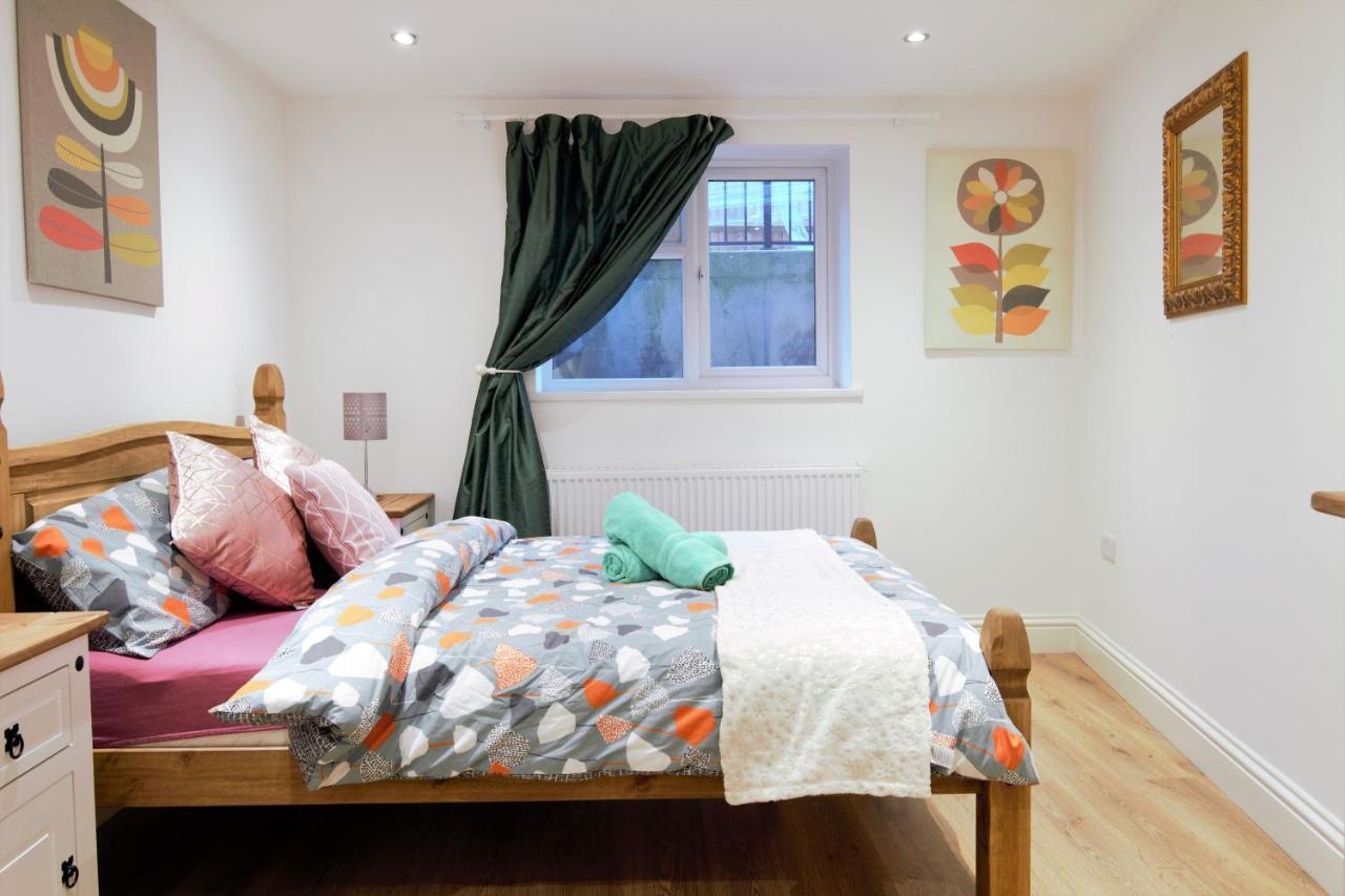 Stylish 2 Bedroom Apartment In The Heart Of Greenwich لندن المظهر الخارجي الصورة