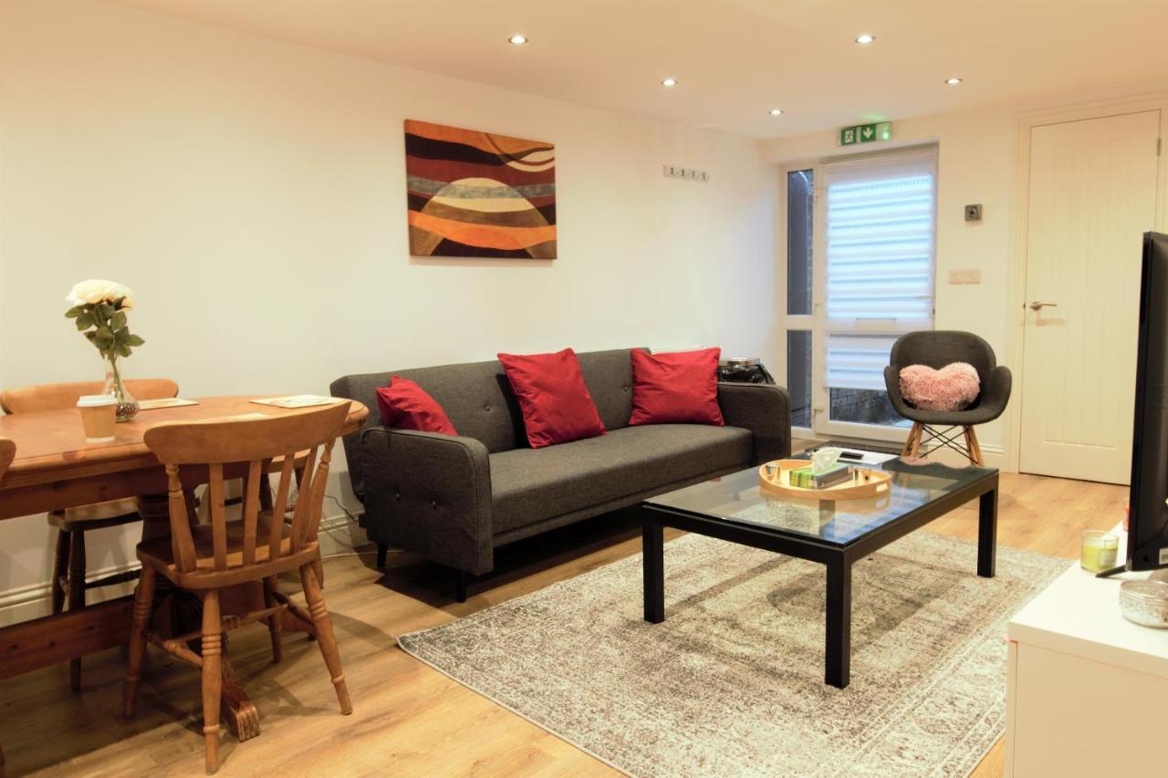 Stylish 2 Bedroom Apartment In The Heart Of Greenwich لندن المظهر الخارجي الصورة