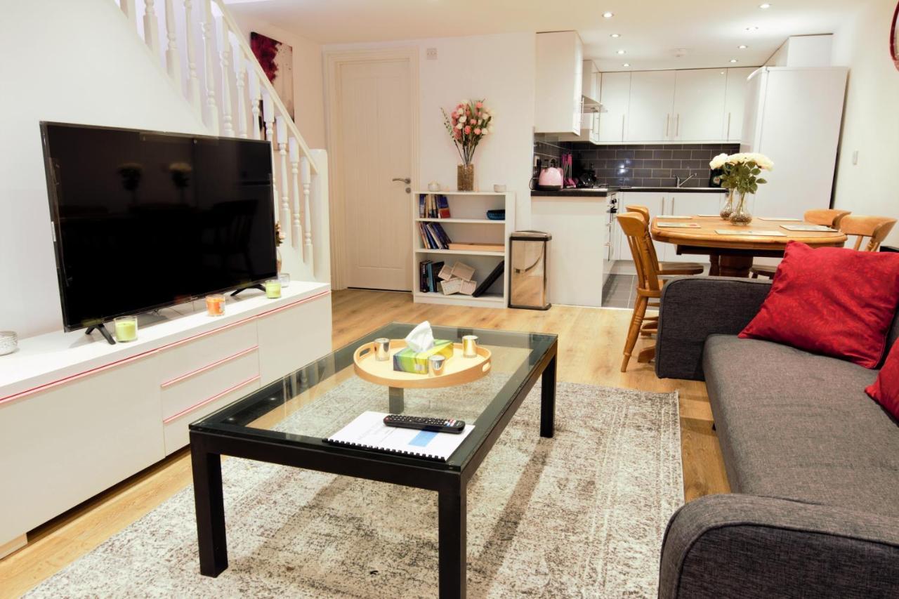 Stylish 2 Bedroom Apartment In The Heart Of Greenwich لندن المظهر الخارجي الصورة